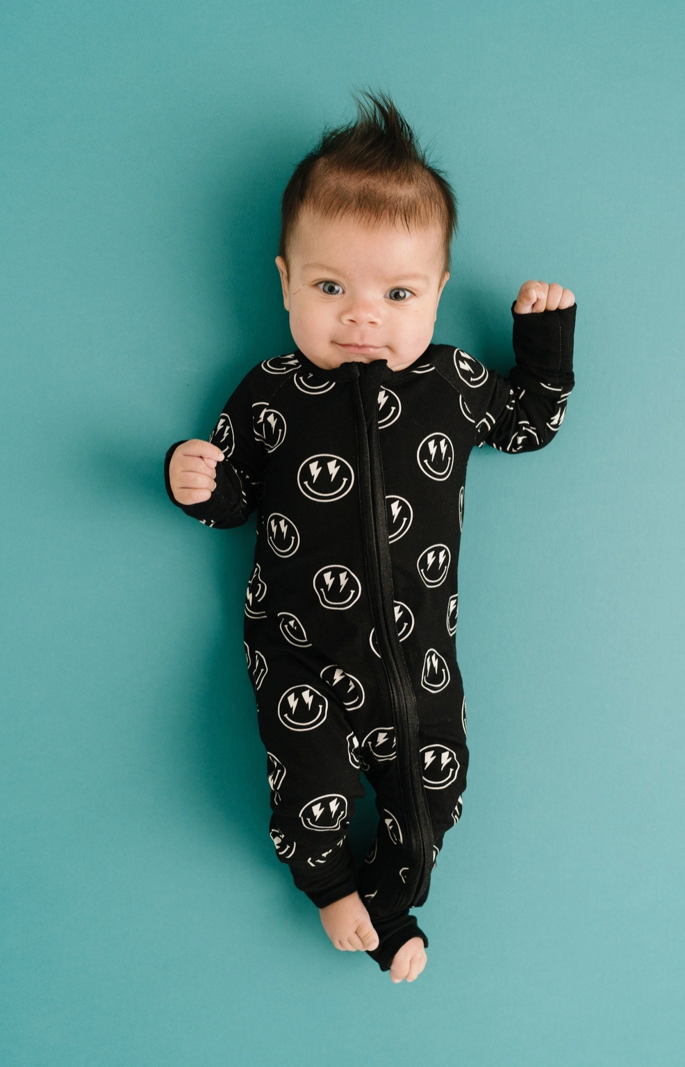 Onyx Lightning Smiley Bamboo Sleeper